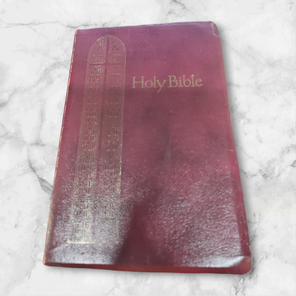 1990 KJV Holy Bible  Nelson Regency Burgundy leather bond red letter giant print